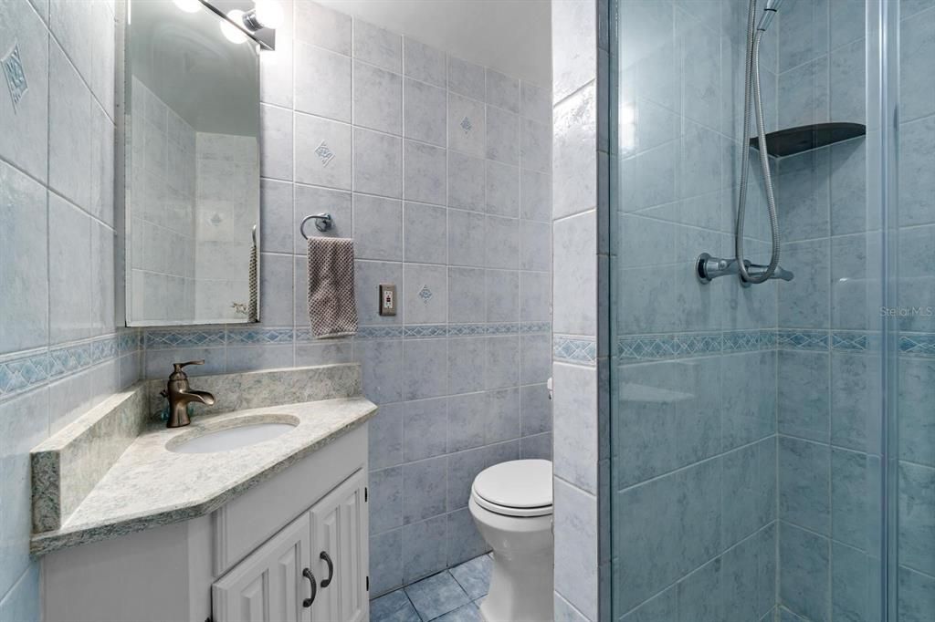 En Venta: $430,000 (2 camas, 2 baños, 1130 Pies cuadrados)