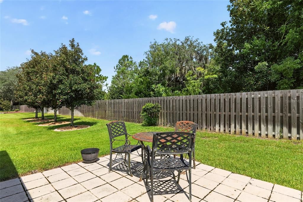 For Sale: $279,300 (2 beds, 2 baths, 1575 Square Feet)