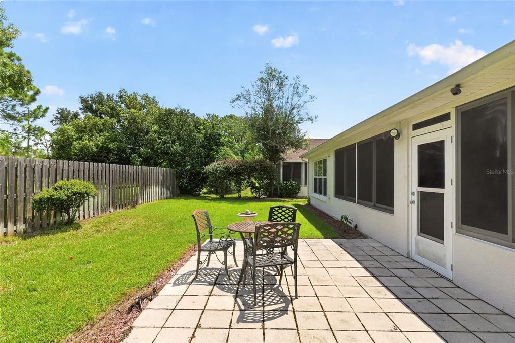 For Sale: $279,300 (2 beds, 2 baths, 1575 Square Feet)