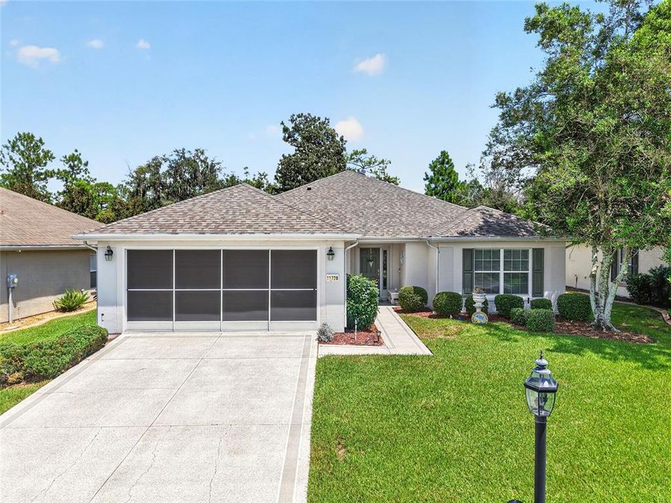 For Sale: $279,300 (2 beds, 2 baths, 1575 Square Feet)