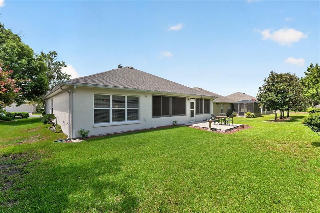 For Sale: $279,300 (2 beds, 2 baths, 1575 Square Feet)