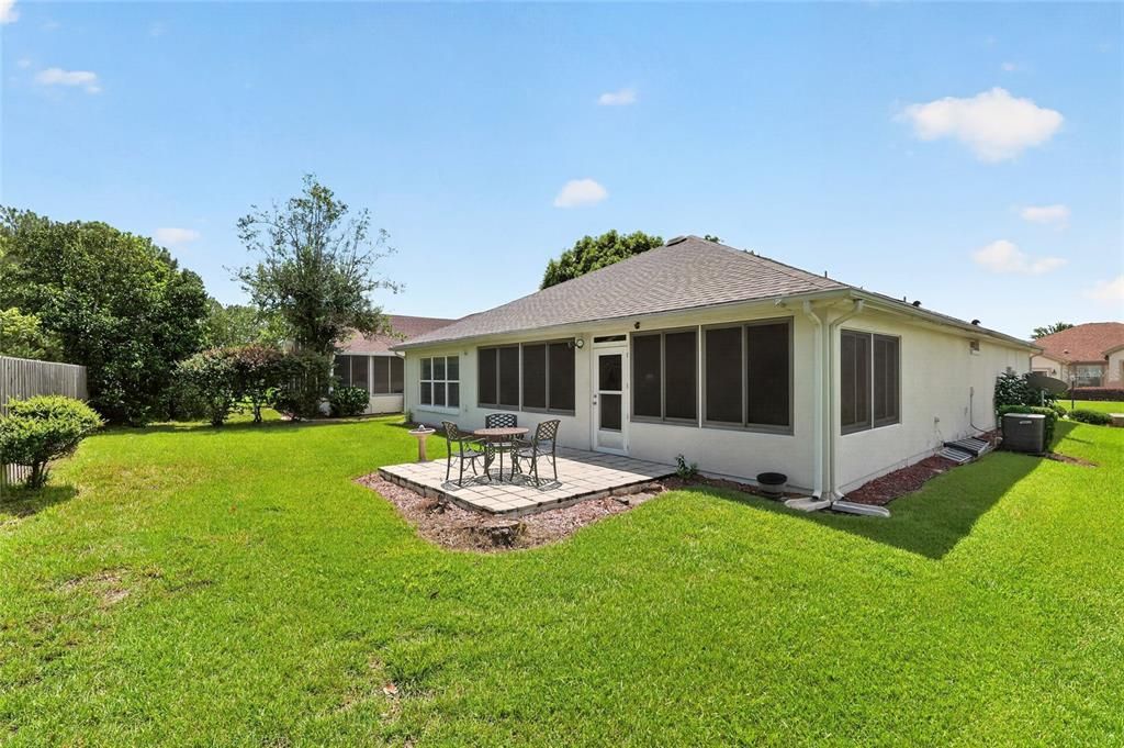 For Sale: $279,300 (2 beds, 2 baths, 1575 Square Feet)