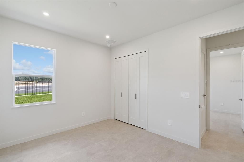 For Sale: $339,900 (3 beds, 2 baths, 1659 Square Feet)