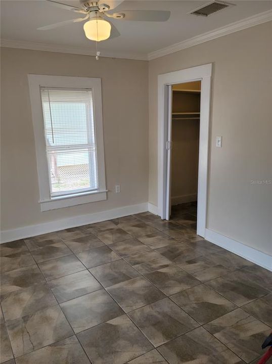 В аренду: $1,699 (2 спален, 1 ванн, 792 Квадратных фут)