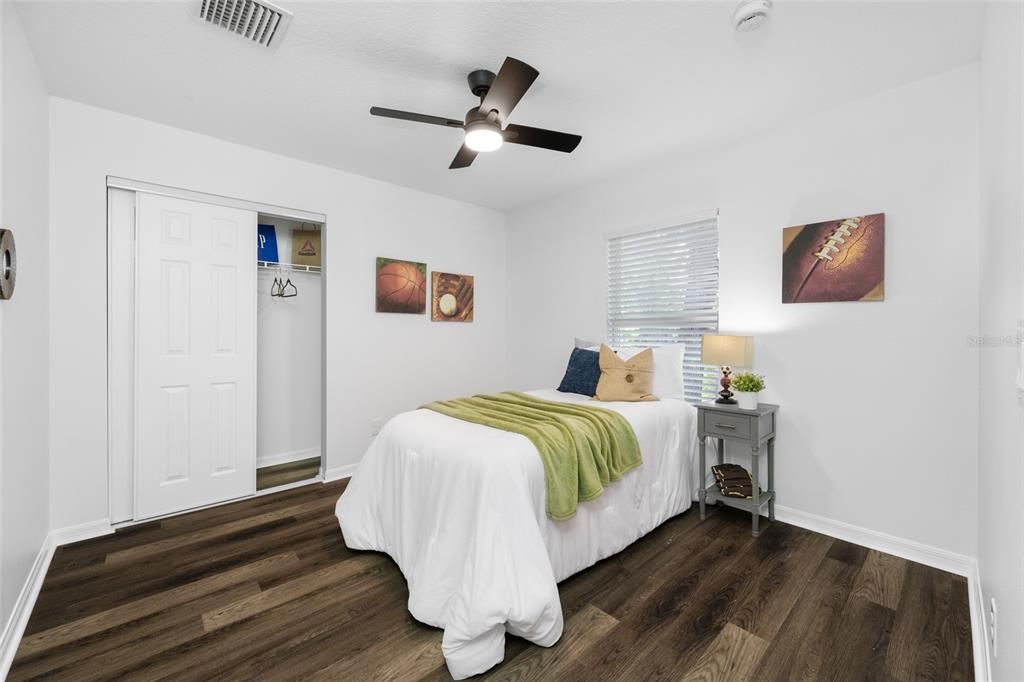 For Sale: $389,000 (3 beds, 2 baths, 1242 Square Feet)