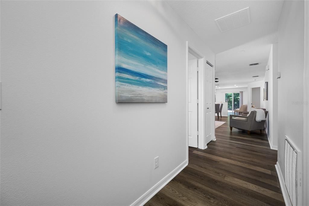 For Sale: $389,000 (3 beds, 2 baths, 1242 Square Feet)