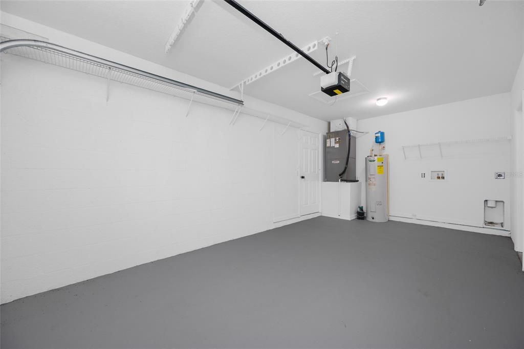 For Sale: $389,000 (3 beds, 2 baths, 1242 Square Feet)