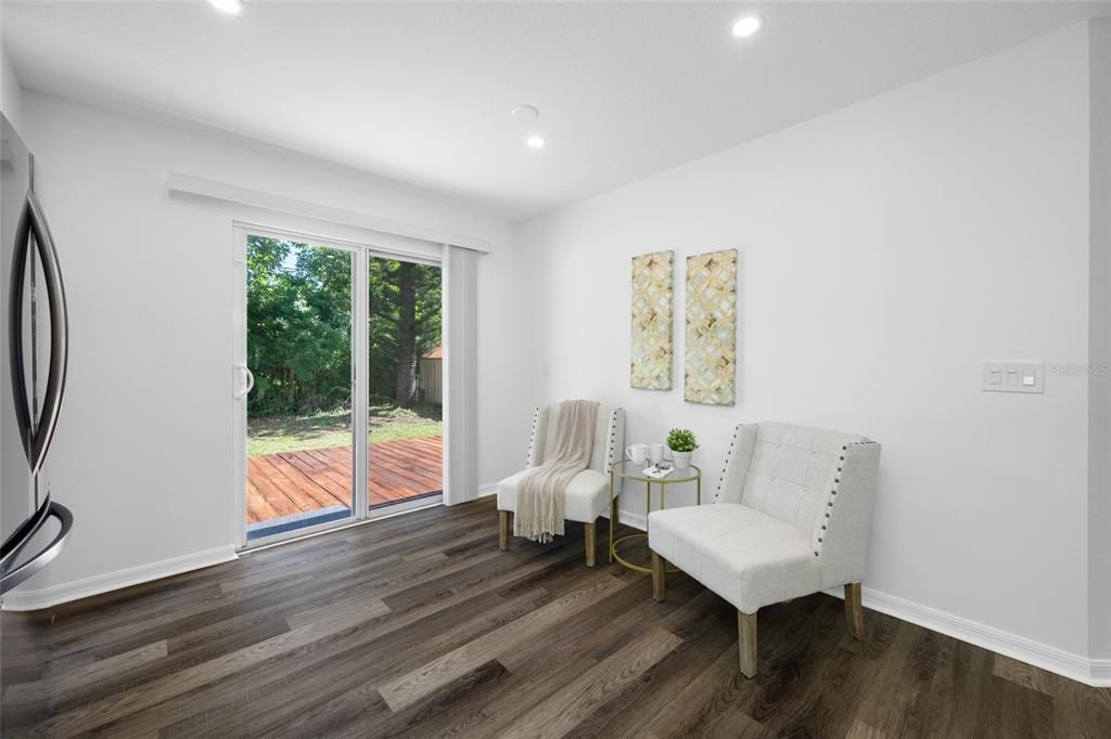 For Sale: $389,000 (3 beds, 2 baths, 1242 Square Feet)