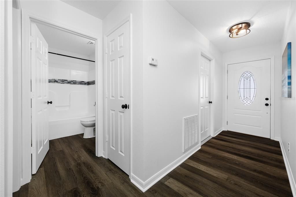 For Sale: $389,000 (3 beds, 2 baths, 1242 Square Feet)