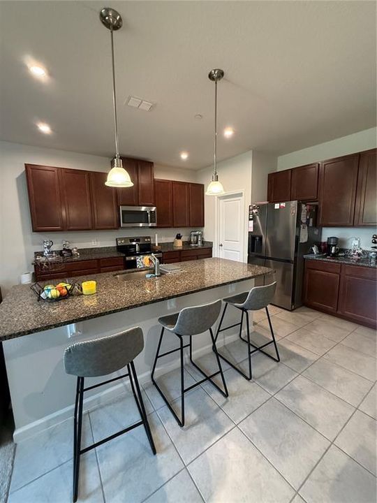 En Venta: $379,000 (3 camas, 2 baños, 1892 Pies cuadrados)