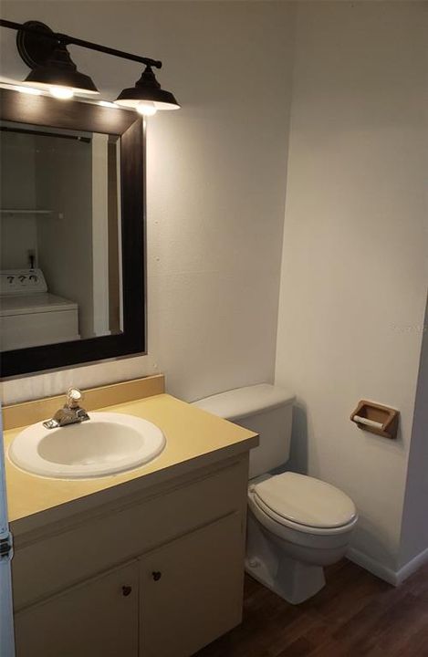 В аренду: $1,299 (1 спален, 1 ванн, 758 Квадратных фут)