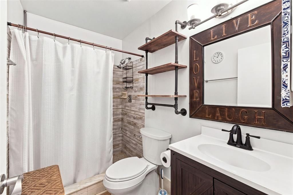 For Sale: $332,000 (3 beds, 2 baths, 1604 Square Feet)