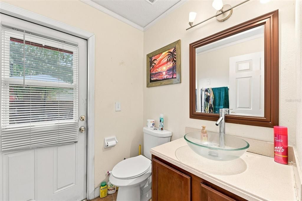 For Sale: $449,999 (5 beds, 3 baths, 2625 Square Feet)