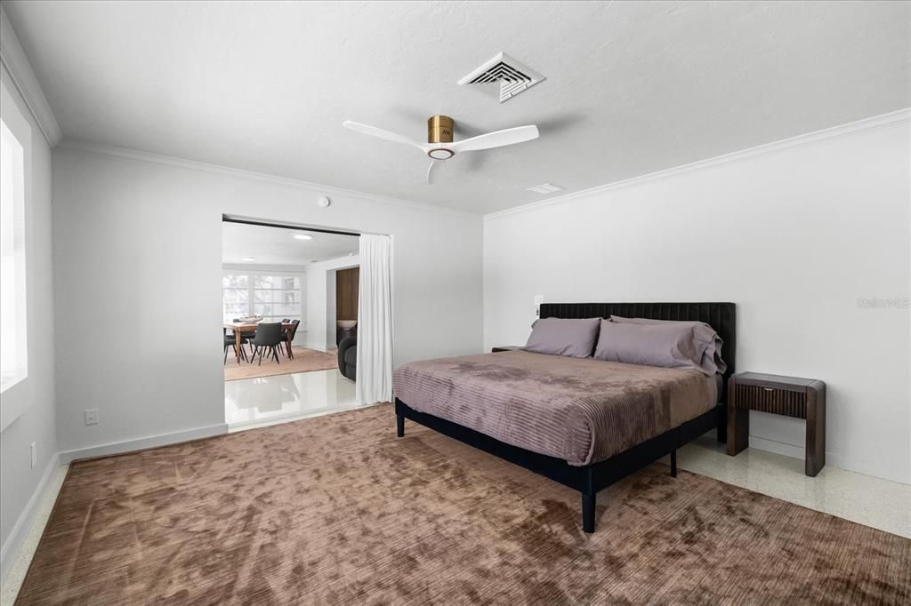 En Venta: $695,000 (3 camas, 2 baños, 1823 Pies cuadrados)