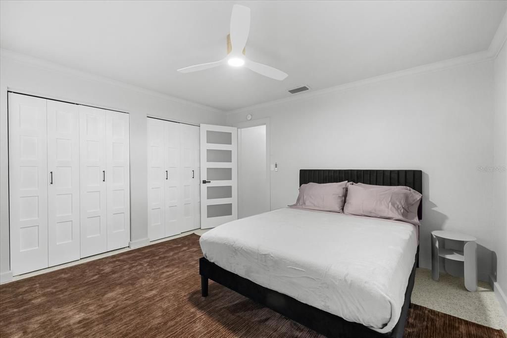 En Venta: $695,000 (3 camas, 2 baños, 1823 Pies cuadrados)