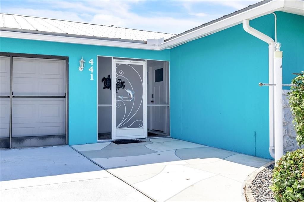 For Sale: $500,000 (3 beds, 2 baths, 1612 Square Feet)