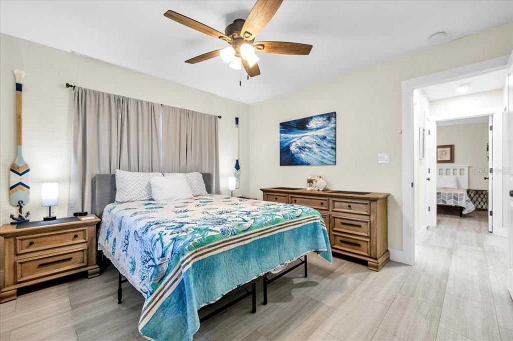 For Sale: $500,000 (3 beds, 2 baths, 1612 Square Feet)