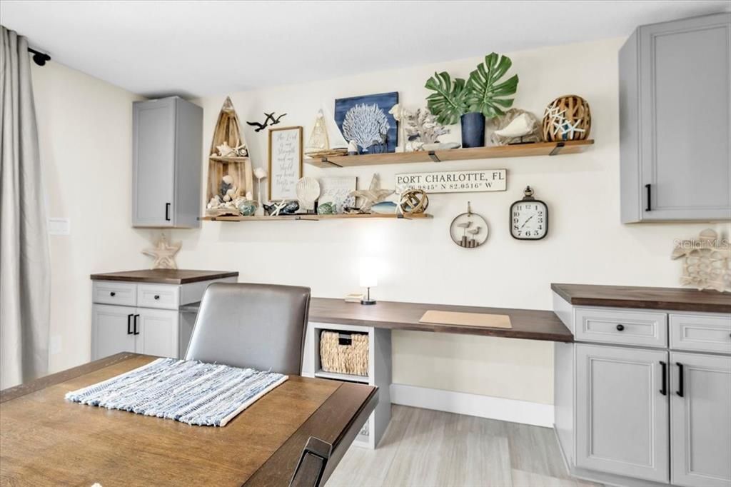 For Sale: $500,000 (3 beds, 2 baths, 1612 Square Feet)