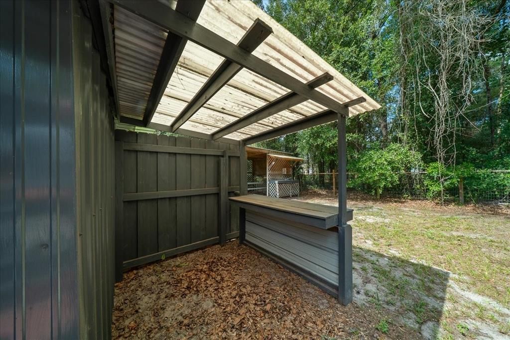 For Sale: $165,000 (3 beds, 2 baths, 1152 Square Feet)