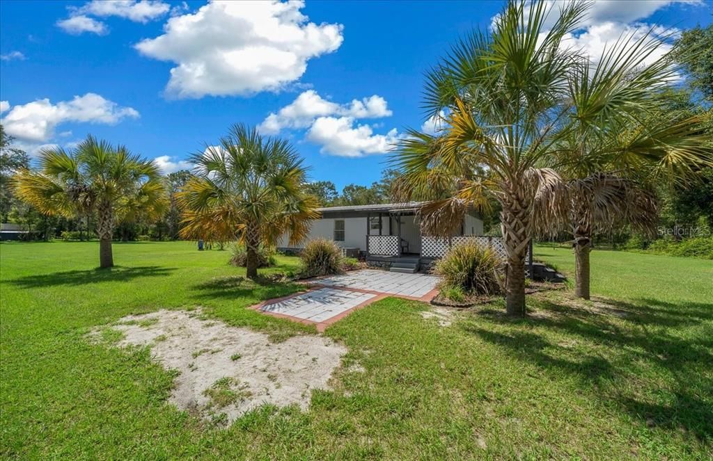 For Sale: $165,000 (3 beds, 2 baths, 1152 Square Feet)