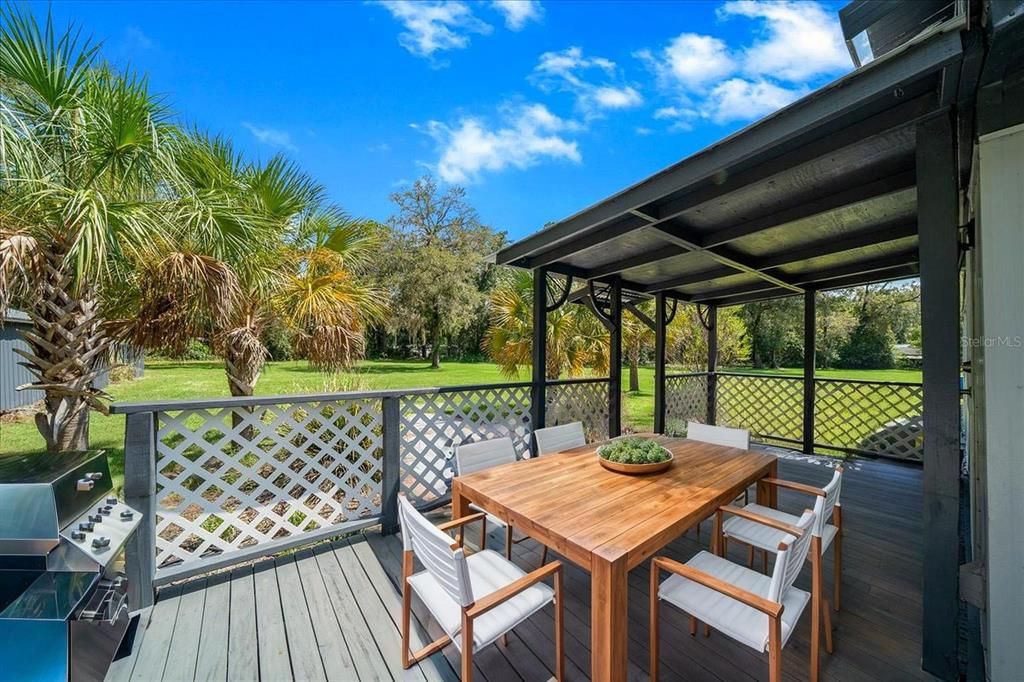 For Sale: $165,000 (3 beds, 2 baths, 1152 Square Feet)