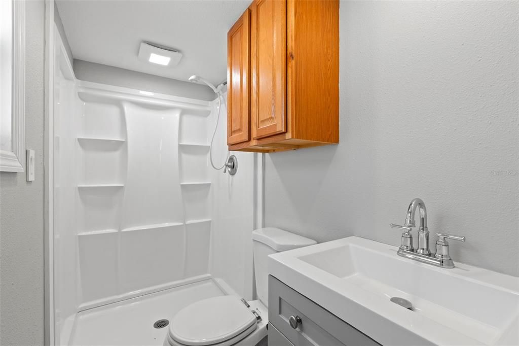 En Venta: $249,900 (3 camas, 2 baños, 1008 Pies cuadrados)