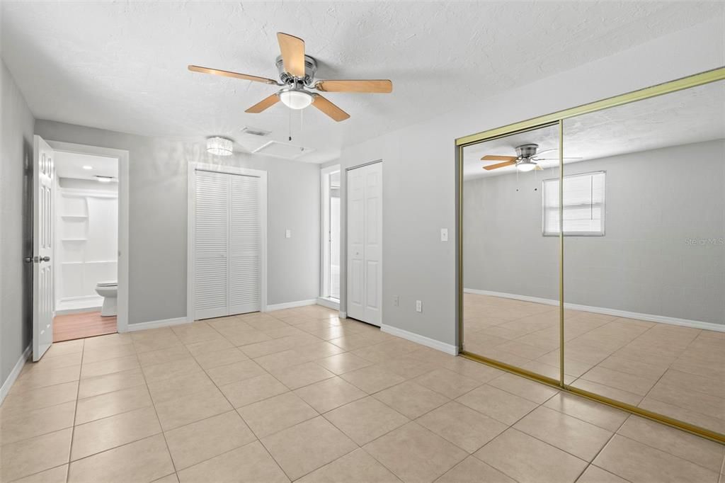 En Venta: $249,900 (3 camas, 2 baños, 1008 Pies cuadrados)