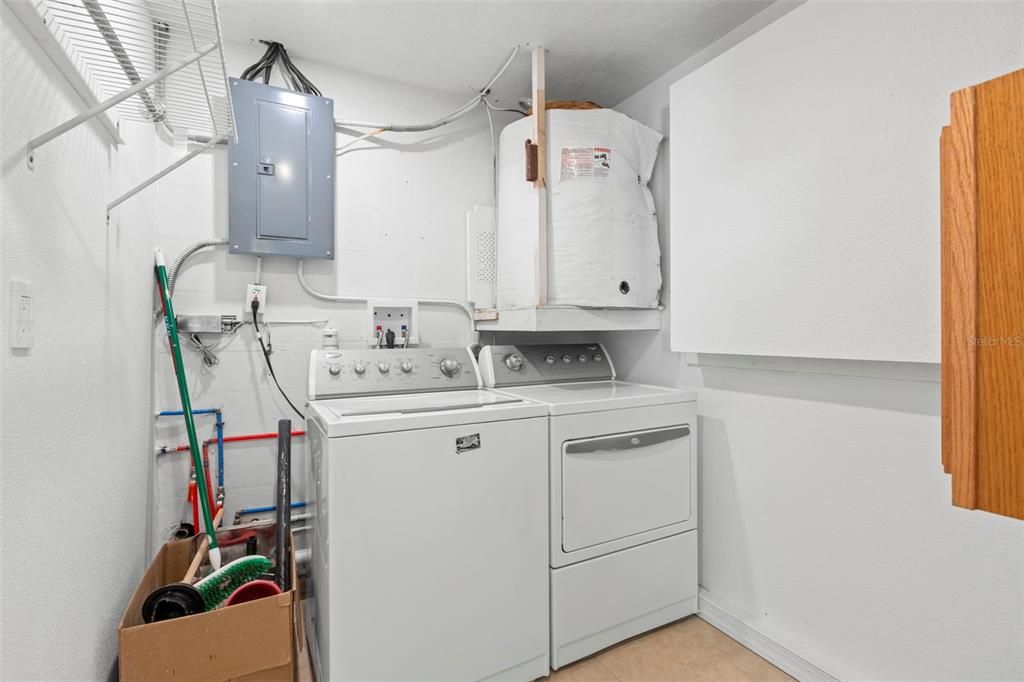 En Venta: $249,900 (3 camas, 2 baños, 1008 Pies cuadrados)