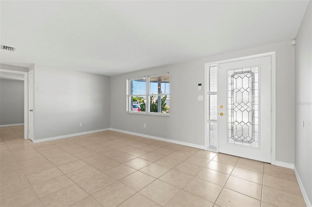 En Venta: $249,900 (3 camas, 2 baños, 1008 Pies cuadrados)