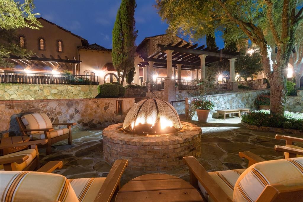 En Venta: $4,788,500 (6 camas, 7 baños, 6118 Pies cuadrados)