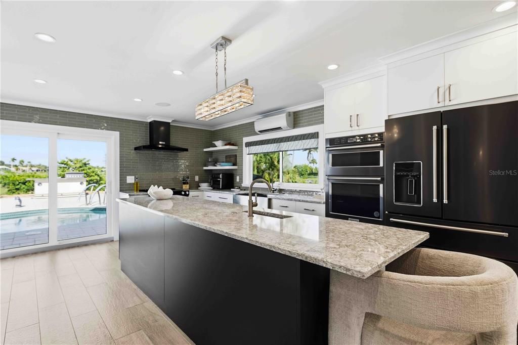 For Sale: $3,650,000 (3 beds, 4 baths, 3102 Square Feet)
