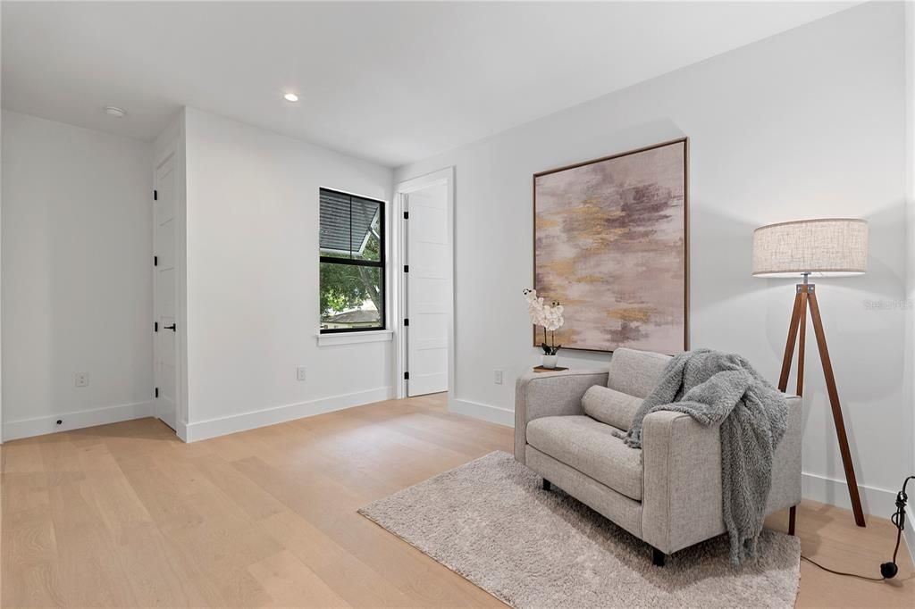 For Sale: $1,639,900 (5 beds, 4 baths, 3252 Square Feet)