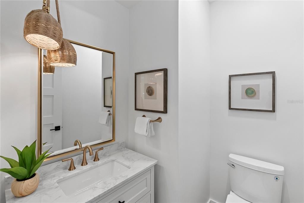 For Sale: $1,639,900 (5 beds, 4 baths, 3252 Square Feet)