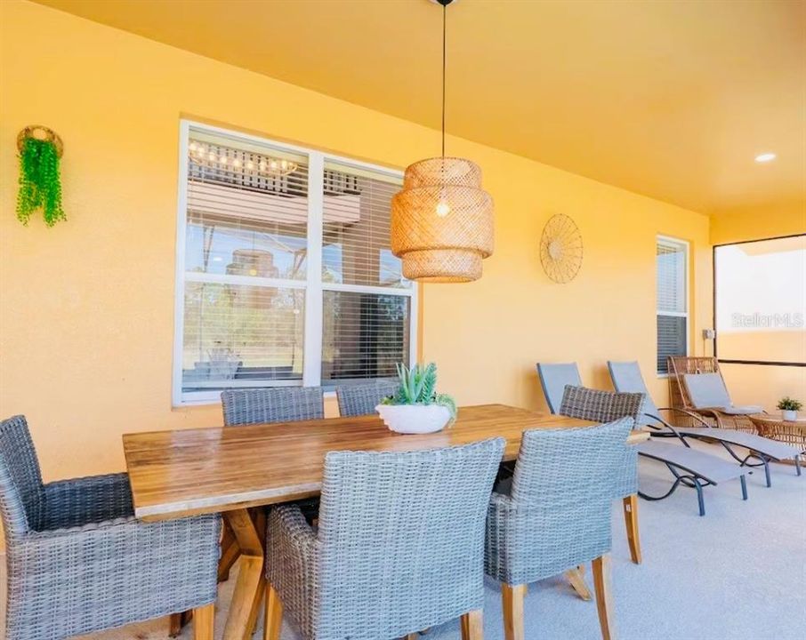 En Venta: $510,000 (6 camas, 5 baños, 2820 Pies cuadrados)