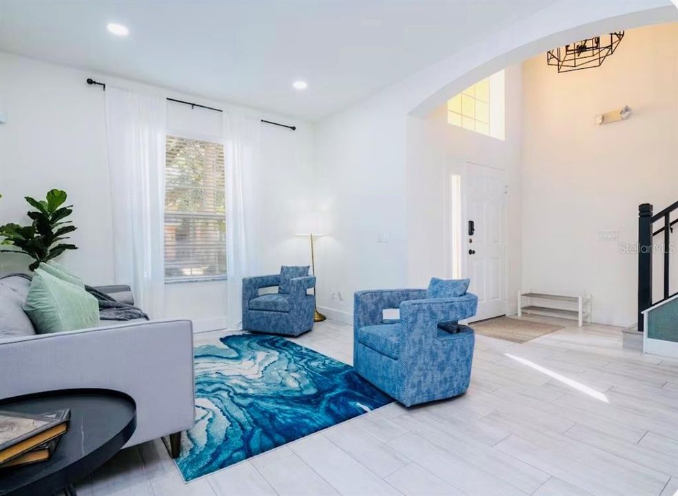 En Venta: $510,000 (6 camas, 5 baños, 2820 Pies cuadrados)