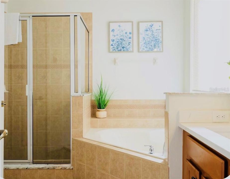En Venta: $510,000 (6 camas, 5 baños, 2820 Pies cuadrados)
