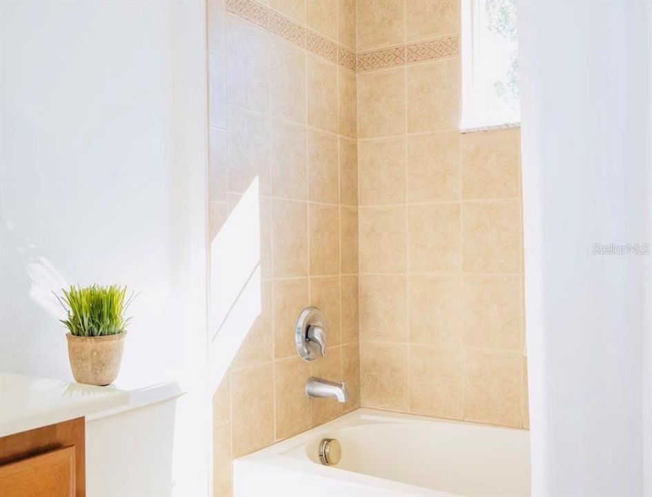 En Venta: $510,000 (6 camas, 5 baños, 2820 Pies cuadrados)