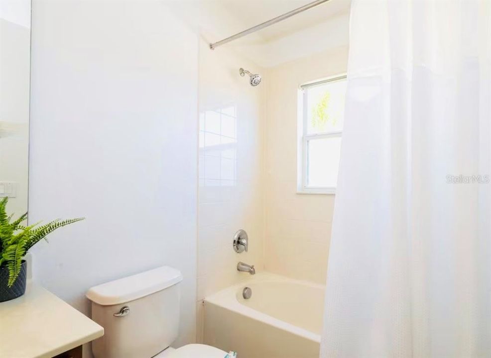 En Venta: $510,000 (6 camas, 5 baños, 2820 Pies cuadrados)