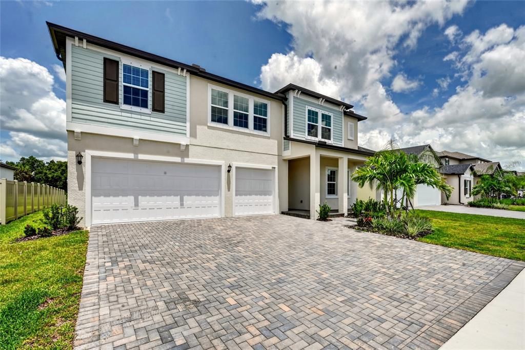 For Rent: $3,600 (5 beds, 4 baths, 3336 Square Feet)