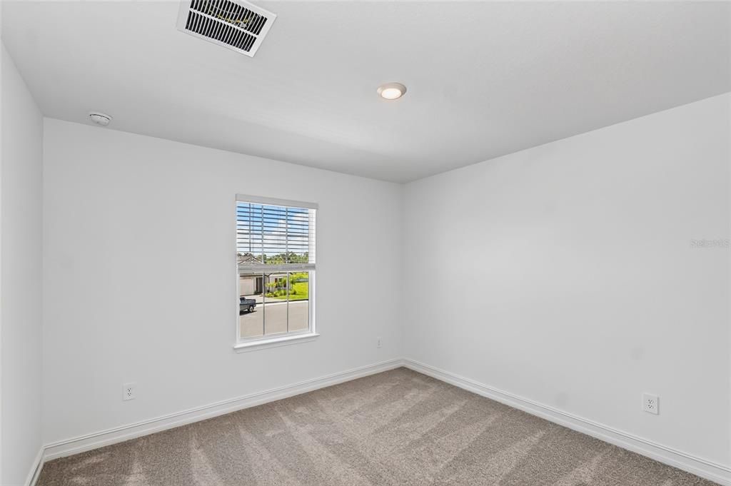 For Rent: $3,600 (5 beds, 4 baths, 3336 Square Feet)