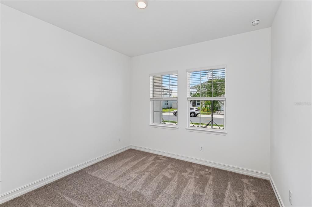 For Rent: $3,600 (5 beds, 4 baths, 3336 Square Feet)