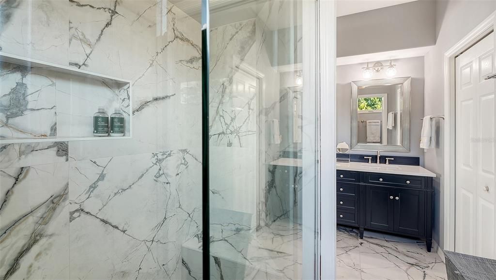 For Sale: $399,000 (3 beds, 2 baths, 1380 Square Feet)