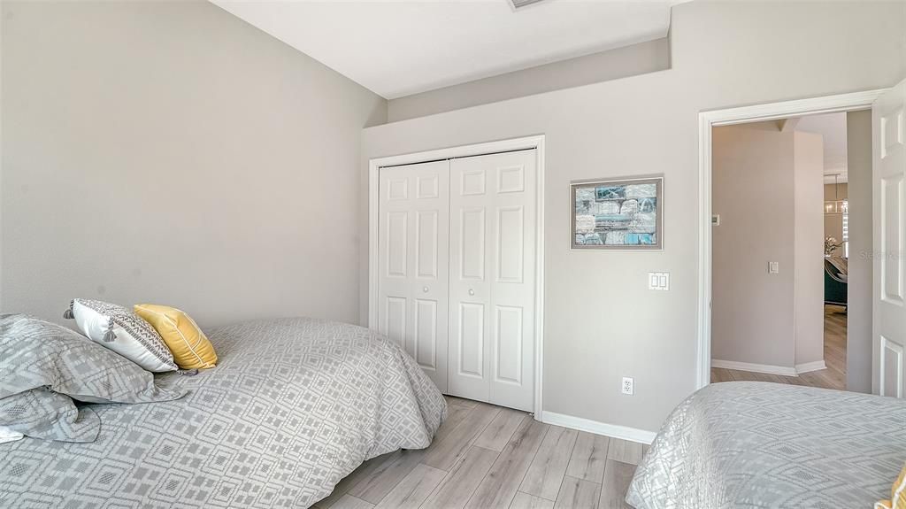 For Sale: $399,000 (3 beds, 2 baths, 1380 Square Feet)