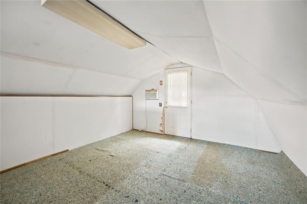 En Venta: $297,900 (3 camas, 2 baños, 1461 Pies cuadrados)
