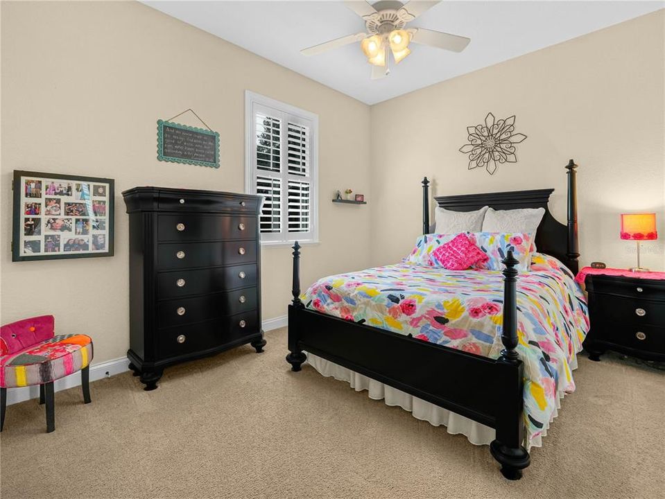For Sale: $549,900 (5 beds, 3 baths, 3016 Square Feet)