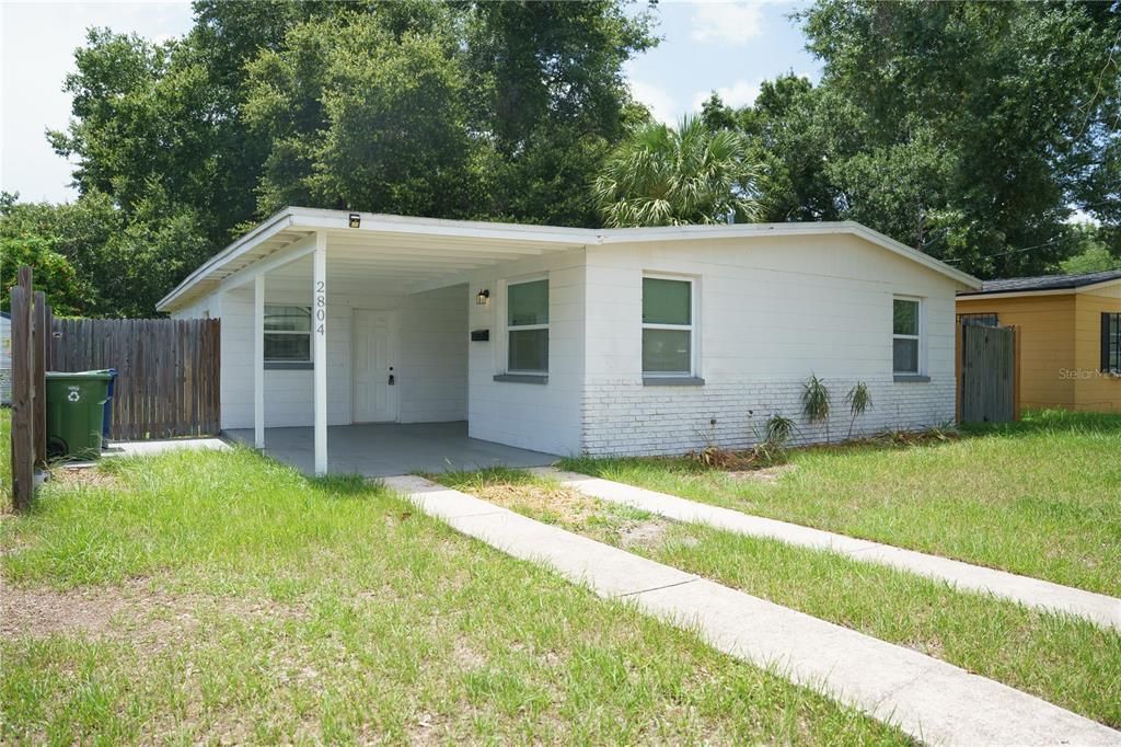 For Rent: $2,400 (4 beds, 2 baths, 1349 Square Feet)