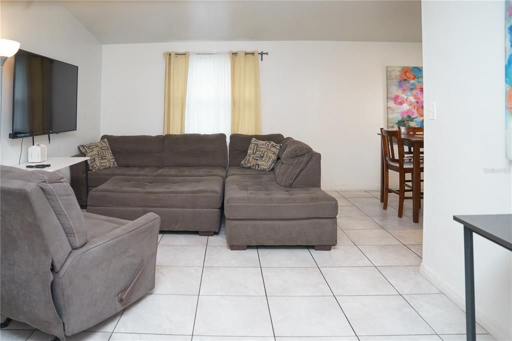 For Rent: $2,400 (4 beds, 2 baths, 1349 Square Feet)