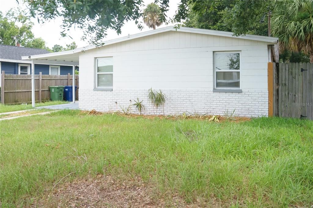 For Rent: $2,400 (4 beds, 2 baths, 1349 Square Feet)