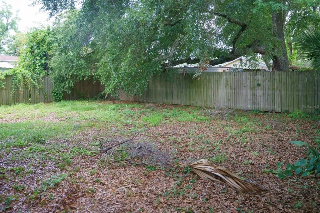 For Rent: $2,400 (4 beds, 2 baths, 1349 Square Feet)