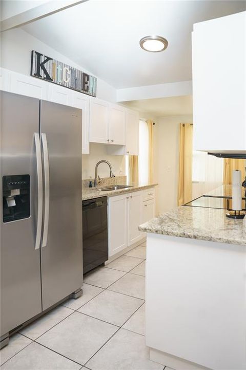 For Rent: $2,400 (4 beds, 2 baths, 1349 Square Feet)
